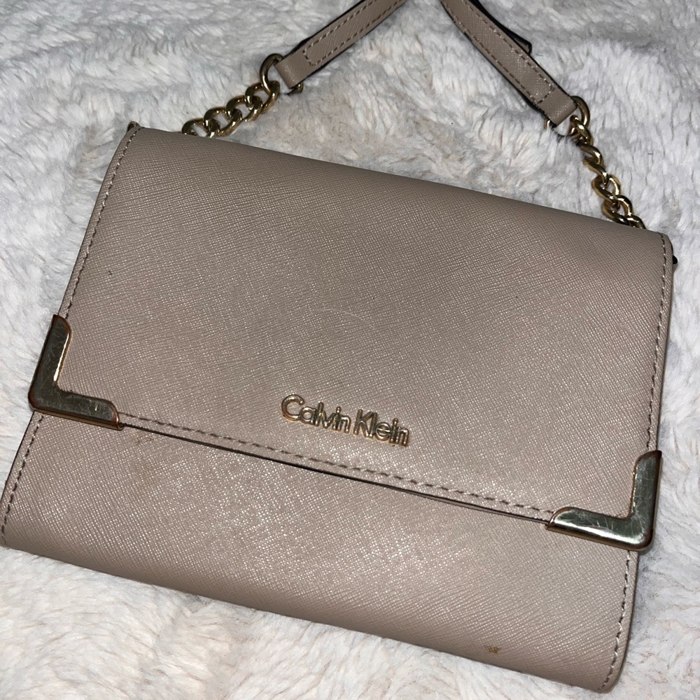 Calvin Klein used beige crossbody wallet bag